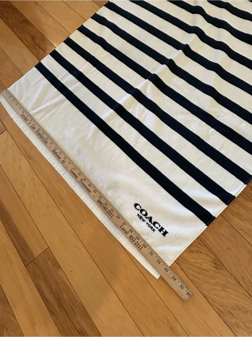 NWT Coach Striped Beach Towel in White and Navy